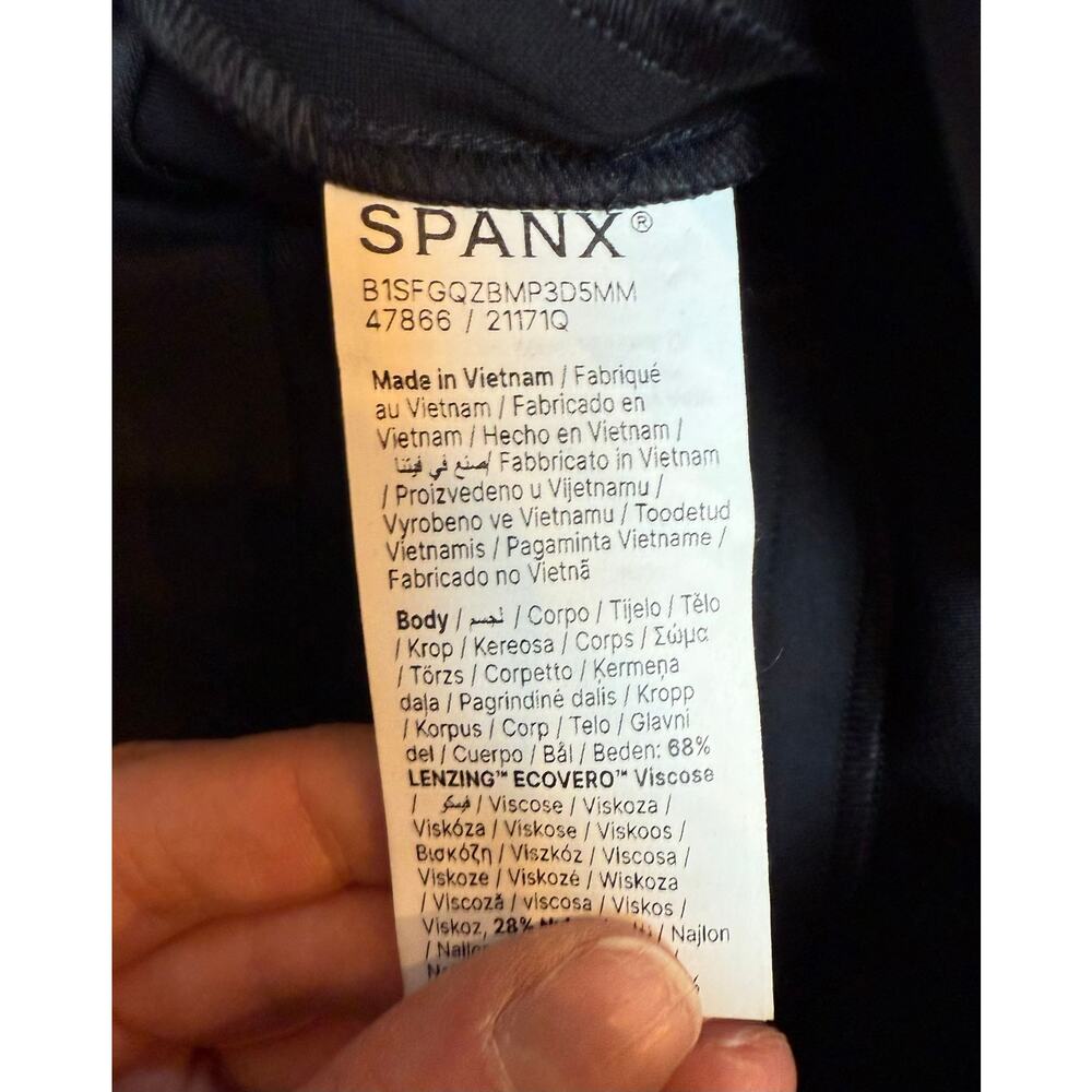 SPANX Ponte Barrel Leg Black Dress Pants - Picture 8 of 8